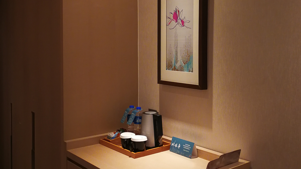 上海希爾頓花園酒店擺設(shè)燈光設(shè)計(jì)方案展示